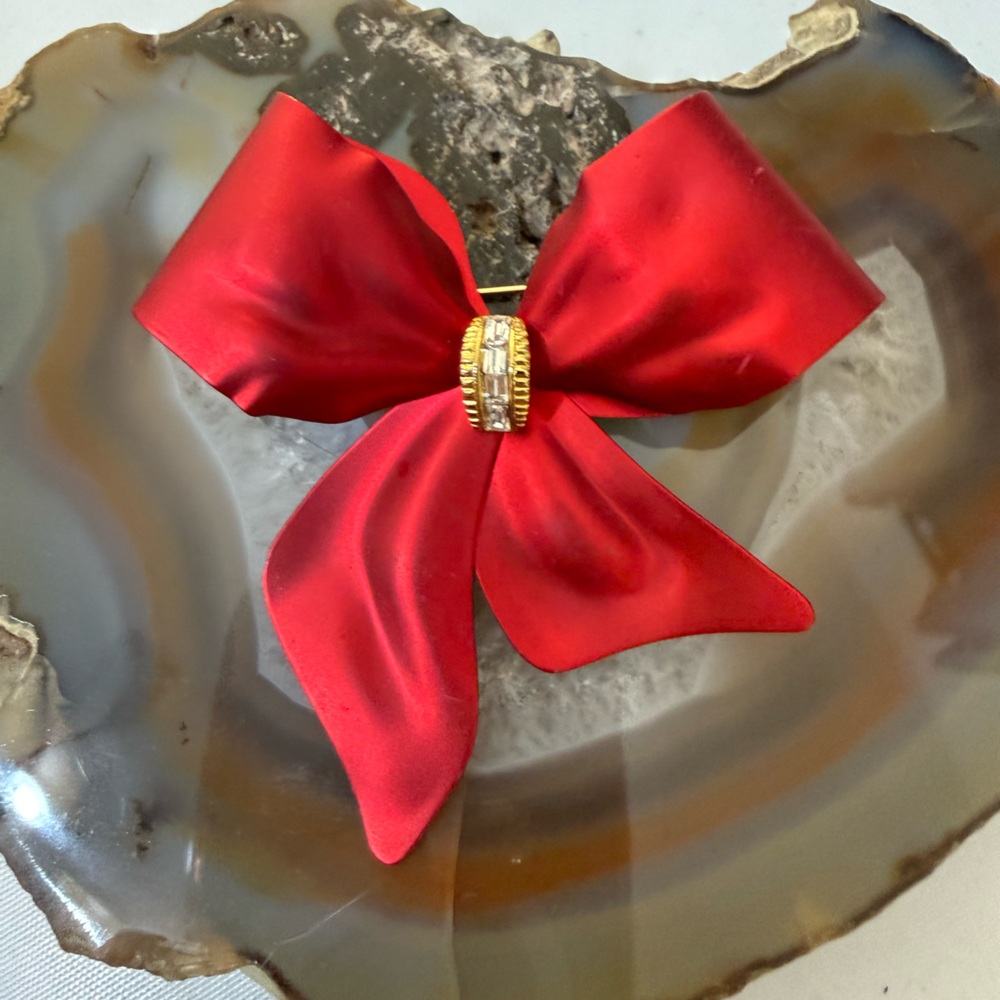 Vintage Red satin bow Brooch Guc 3"